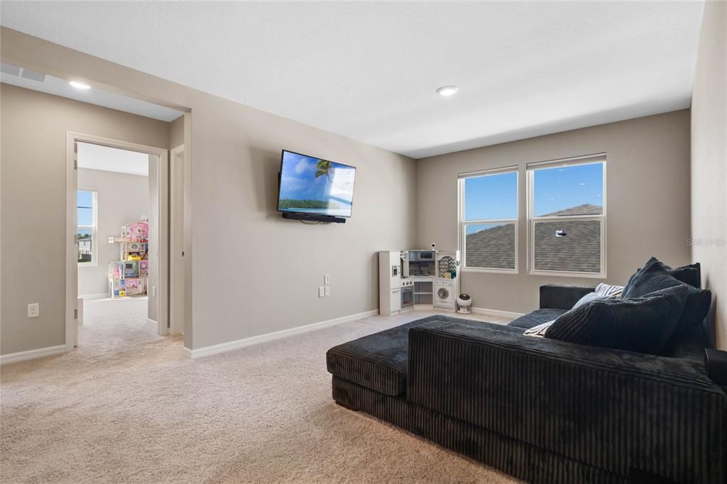 На продажу: $448,900 (5 спален, 3 ванн, 3106 Квадратных фут)