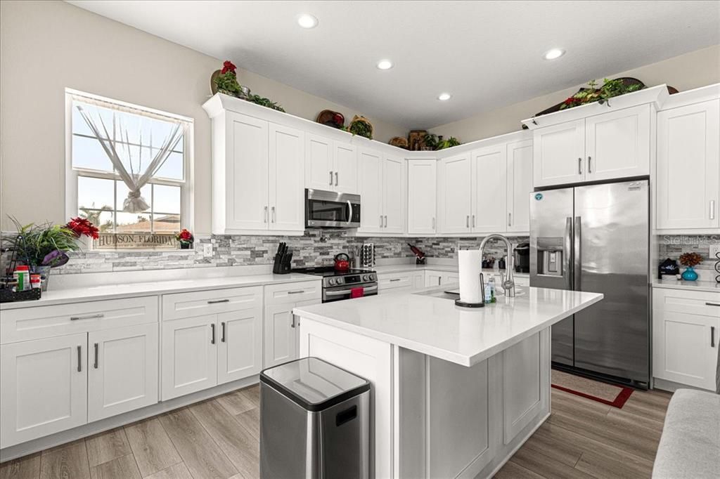 На продажу: $639,000 (3 спален, 2 ванн, 1500 Квадратных фут)