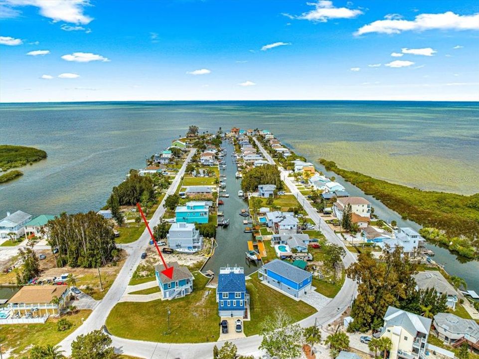 На продажу: $639,000 (3 спален, 2 ванн, 1500 Квадратных фут)