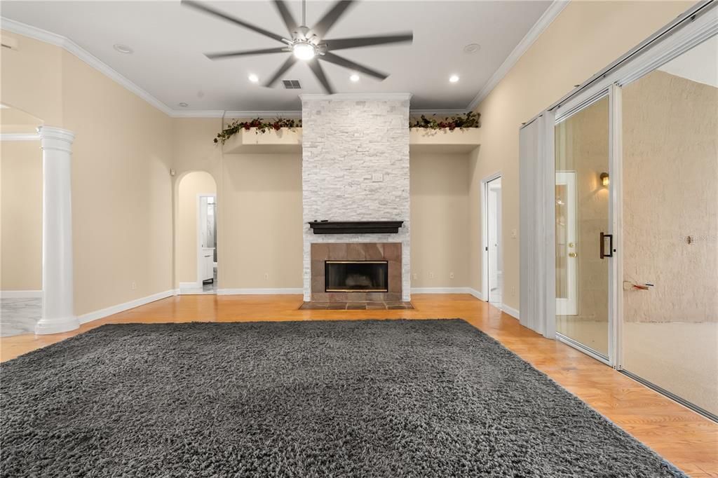 For Sale: $949,995 (4 beds, 4 baths, 3285 Square Feet)