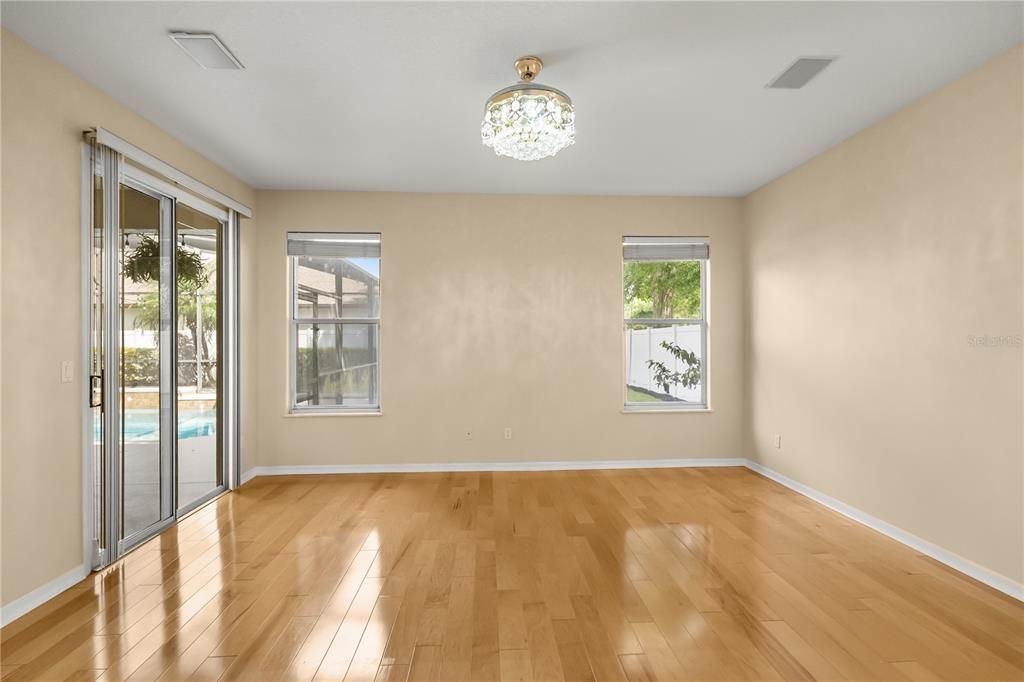 For Sale: $949,995 (4 beds, 4 baths, 3285 Square Feet)