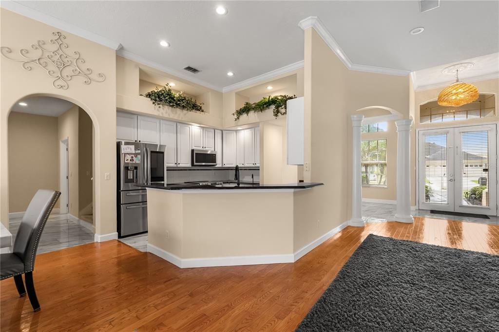 For Sale: $949,995 (4 beds, 4 baths, 3285 Square Feet)