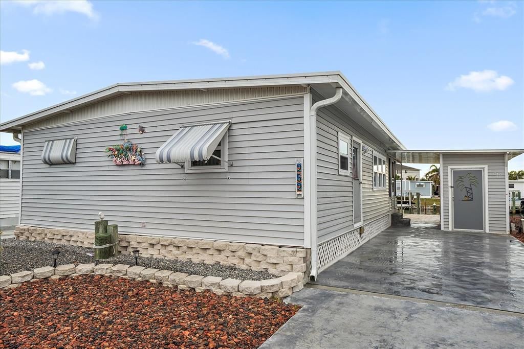 For Sale: $225,000 (2 beds, 1 baths, 768 Square Feet)