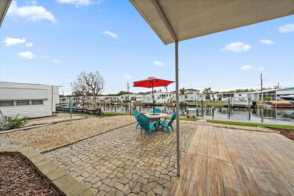 For Sale: $225,000 (2 beds, 1 baths, 768 Square Feet)