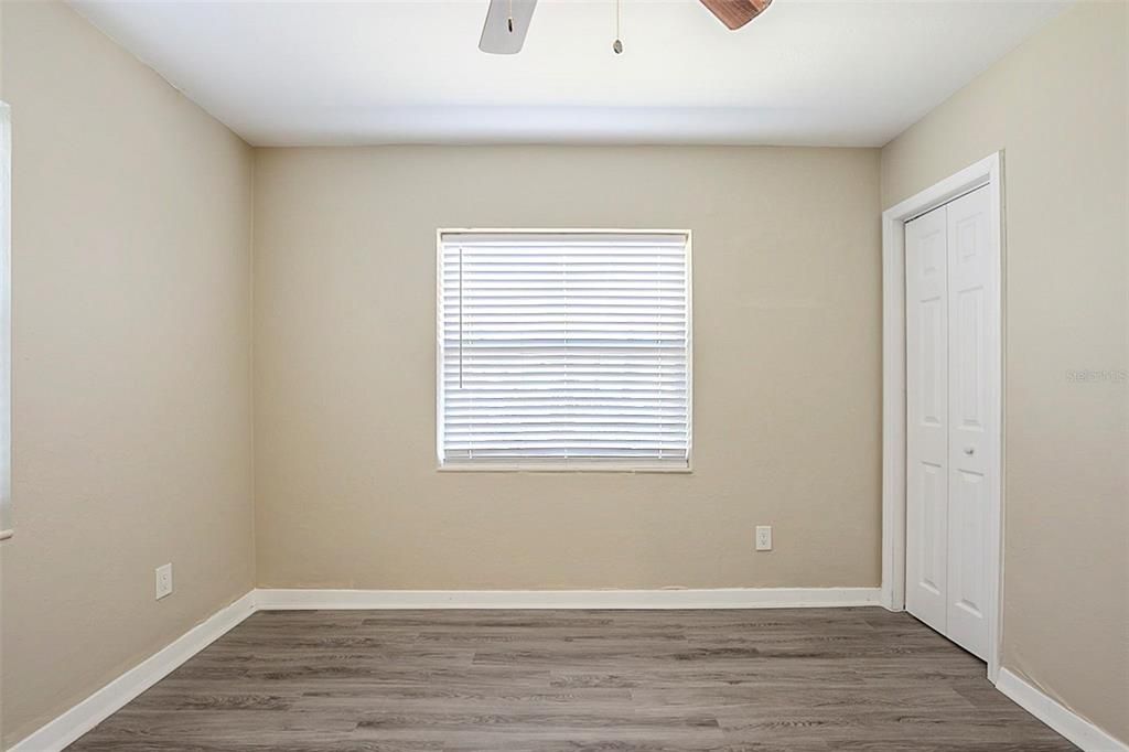 For Sale: $245,000 (3 beds, 1 baths, 1070 Square Feet)