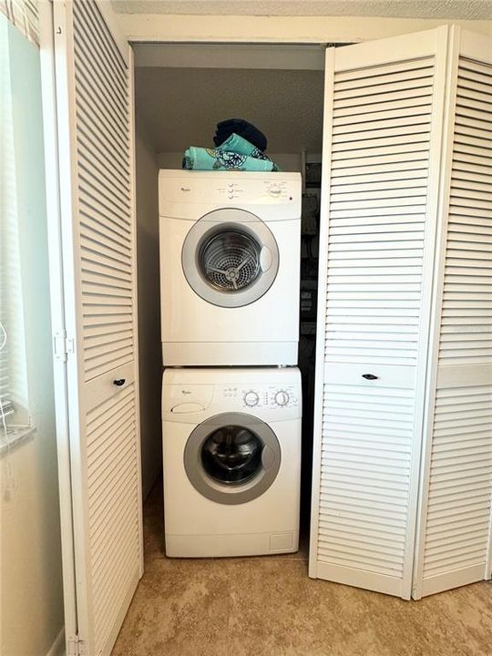 For Rent: $1,950 (2 beds, 2 baths, 1025 Square Feet)