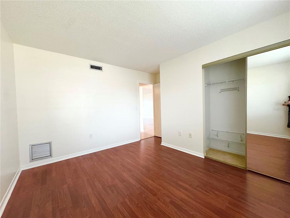 For Rent: $1,950 (2 beds, 2 baths, 1025 Square Feet)
