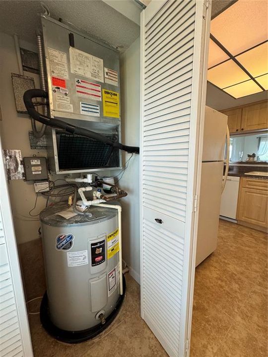 For Rent: $1,950 (2 beds, 2 baths, 1025 Square Feet)