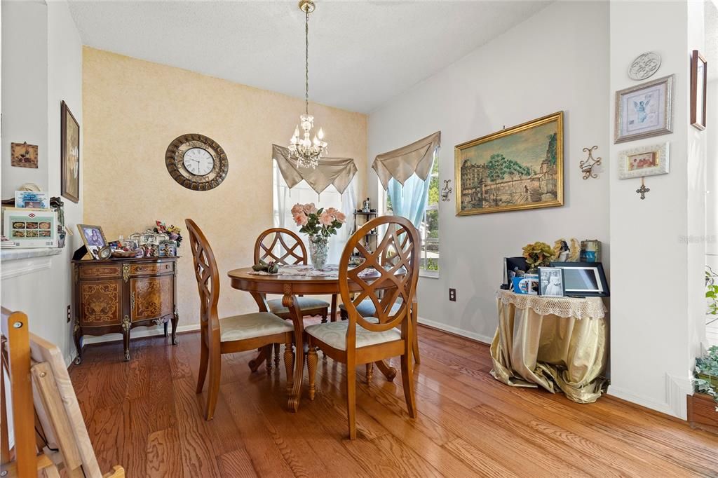 Active With Contract: $430,000 (3 beds, 2 baths, 1868 Square Feet)