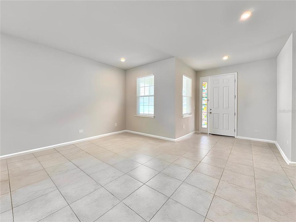 En Venta: $460,000 (3 camas, 2 baños, 1879 Pies cuadrados)