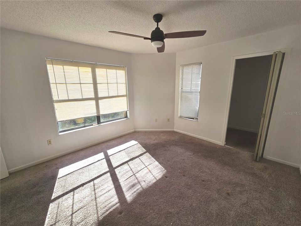 For Rent: $2,195 (3 beds, 2 baths, 1378 Square Feet)