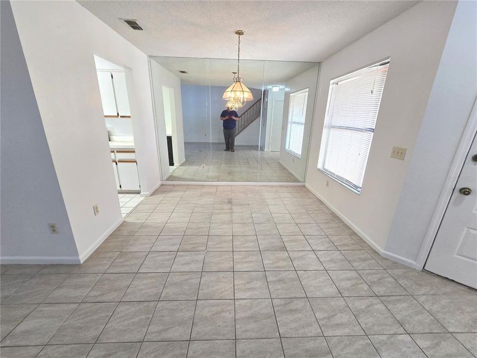 For Rent: $2,195 (3 beds, 2 baths, 1378 Square Feet)