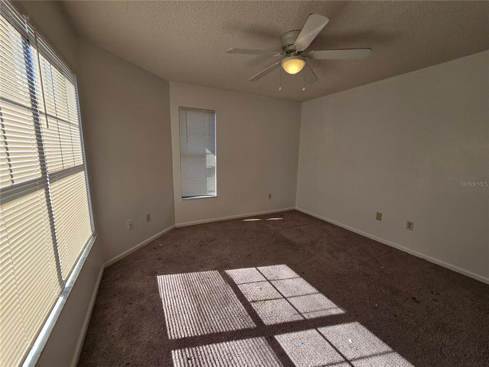 For Rent: $2,195 (3 beds, 2 baths, 1378 Square Feet)