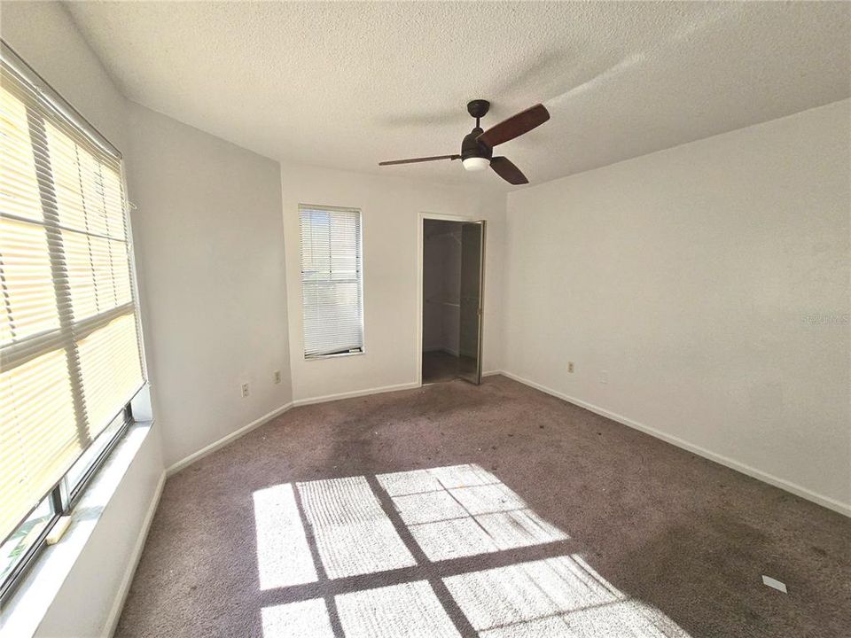 For Rent: $2,195 (3 beds, 2 baths, 1378 Square Feet)