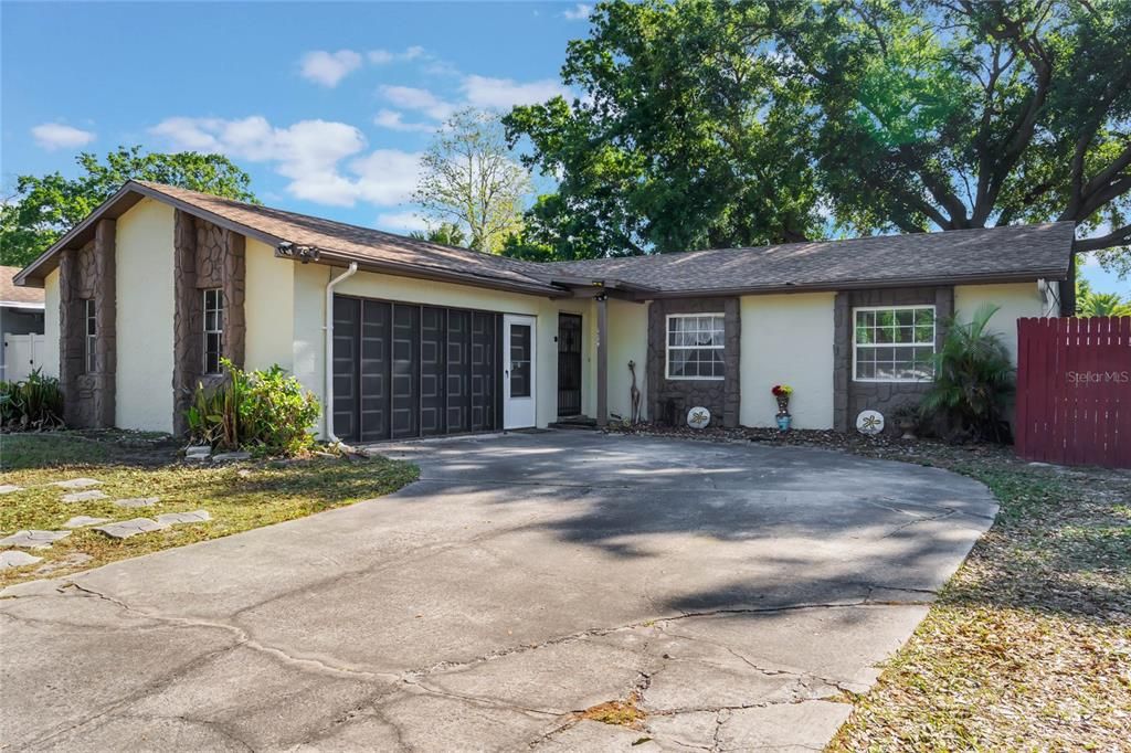 Recently Sold: $339,000 (3 beds, 2 baths, 1192 Square Feet)