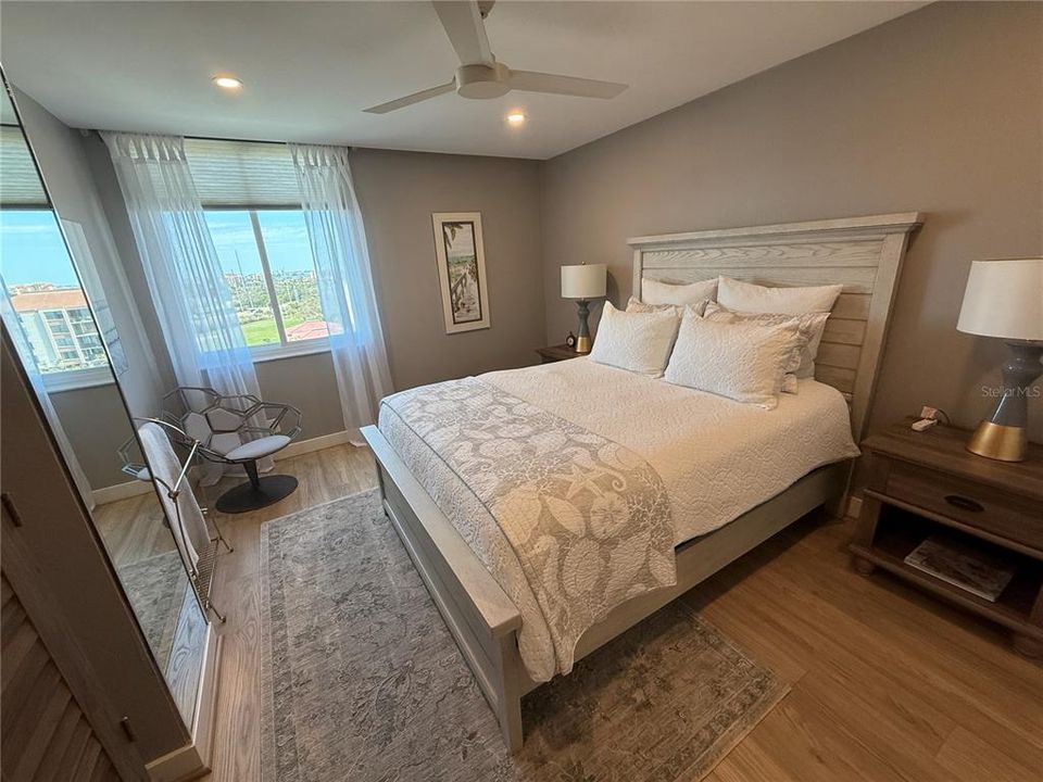 For Rent: $5,800 (2 beds, 2 baths, 1150 Square Feet)