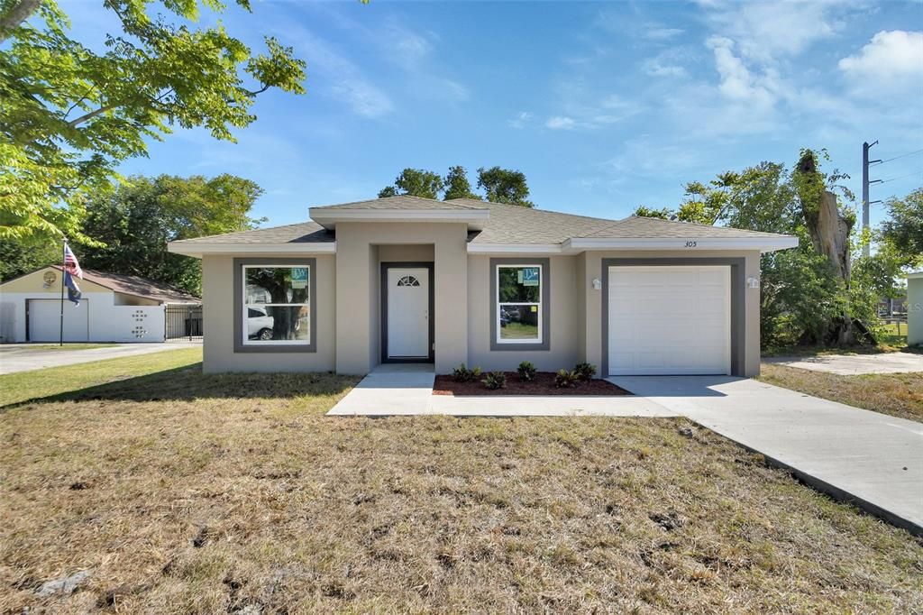 Недавно продано: $299,900 (3 спален, 2 ванн, 1451 Квадратных фут)