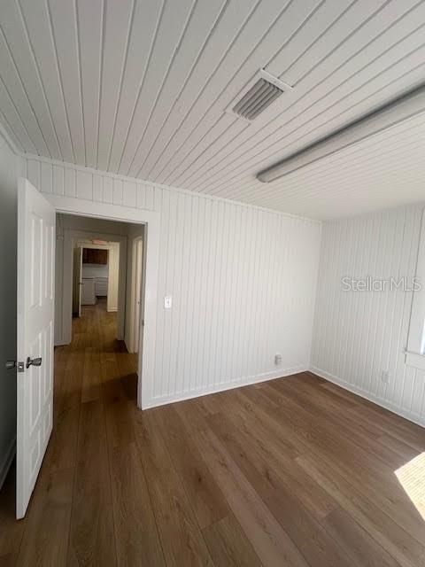 На продажу: $35,400 (0 спален, 0 ванн, 1157 Квадратных фут)