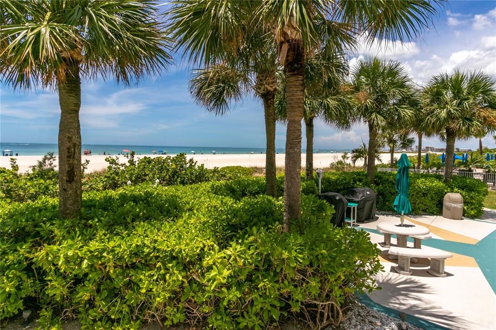 待售: $1,899,000 (3 贝兹, 3 浴室, 2594 平方英尺)