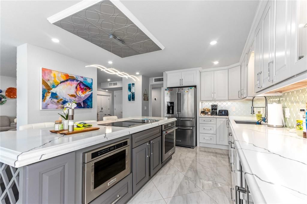 待售: $1,899,000 (3 贝兹, 3 浴室, 2594 平方英尺)