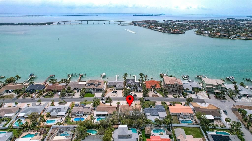 Active With Contract: $699,900 (3 beds, 3 baths, 2244 Square Feet)