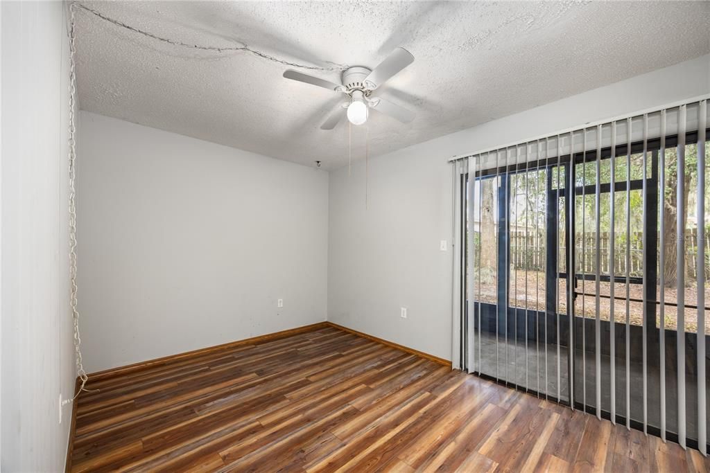 En Venta: $84,000 (2 camas, 1 baños, 876 Pies cuadrados)