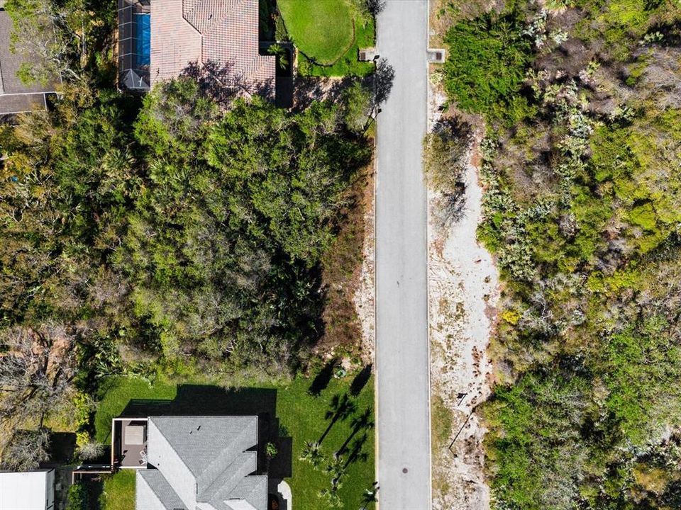 待售: $199,900 (0.24 acres)