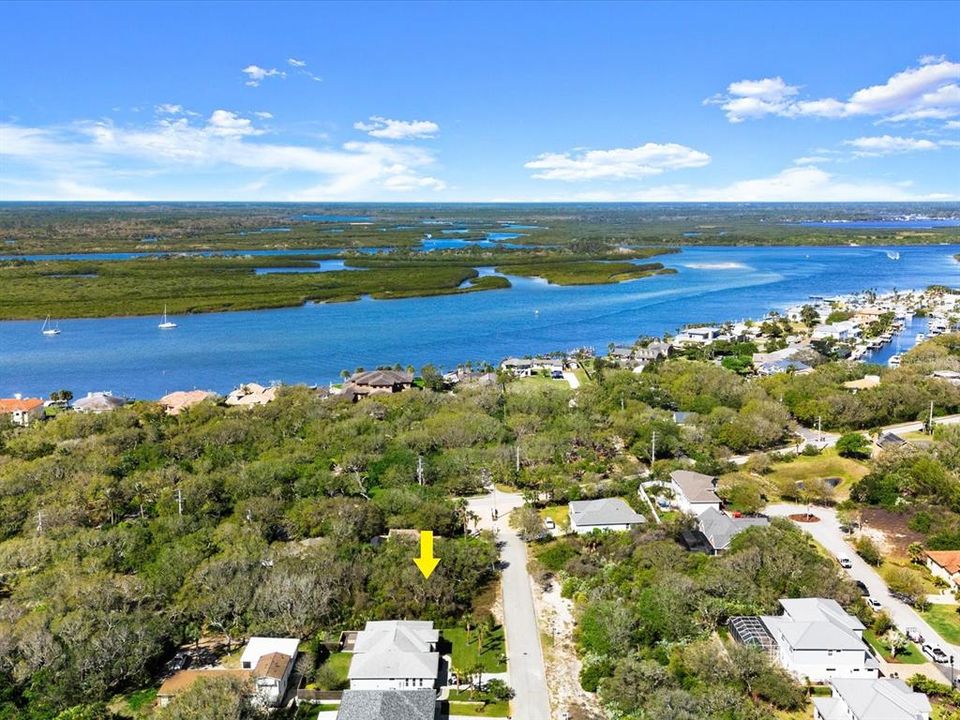 待售: $199,900 (0.24 acres)