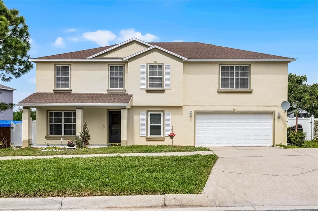 Vendido Recientemente: $426,500 (5 camas, 2 baños, 3106 Pies cuadrados)