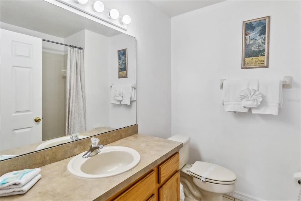 На продажу: $447,900 (4 спален, 3 ванн, 2513 Квадратных фут)