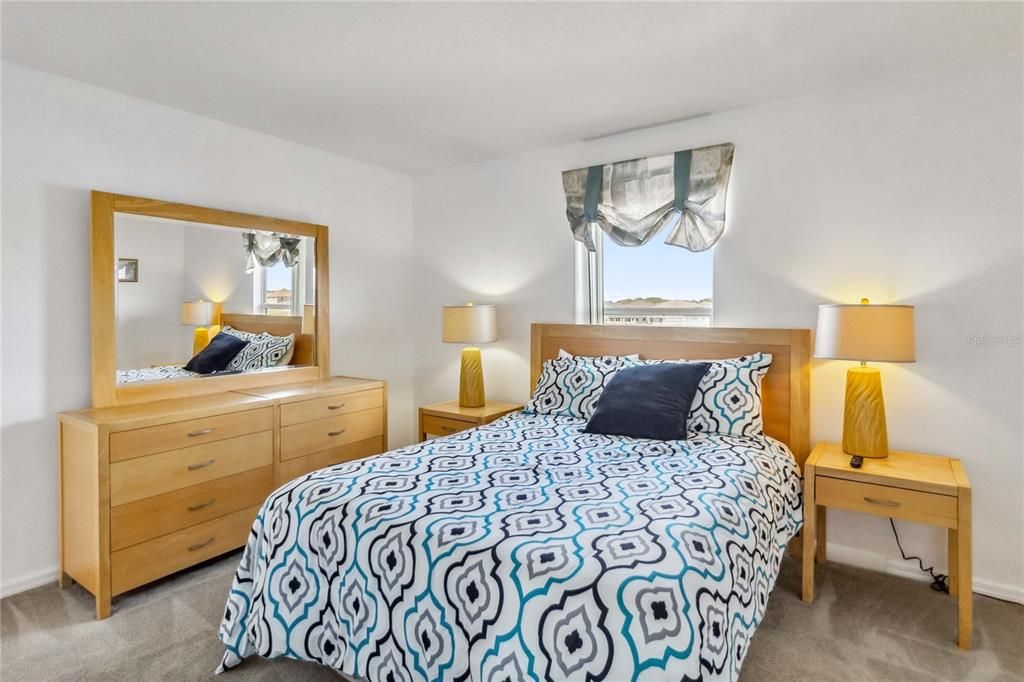 На продажу: $447,900 (4 спален, 3 ванн, 2513 Квадратных фут)