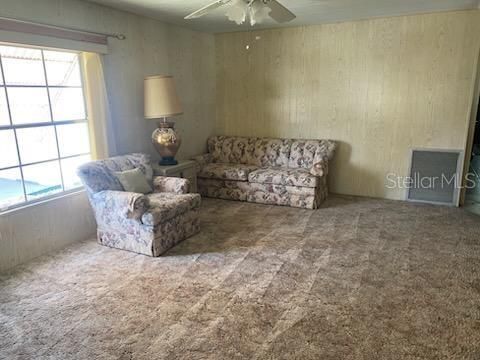 На продажу: $134,900 (2 спален, 2 ванн, 1232 Квадратных фут)