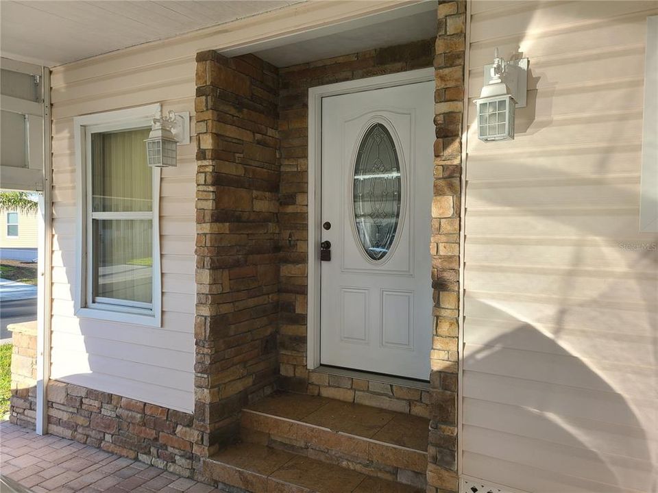 На продажу: $134,900 (2 спален, 2 ванн, 1232 Квадратных фут)