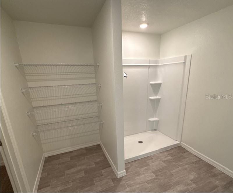 На продажу: $339,990 (4 спален, 2 ванн, 2134 Квадратных фут)