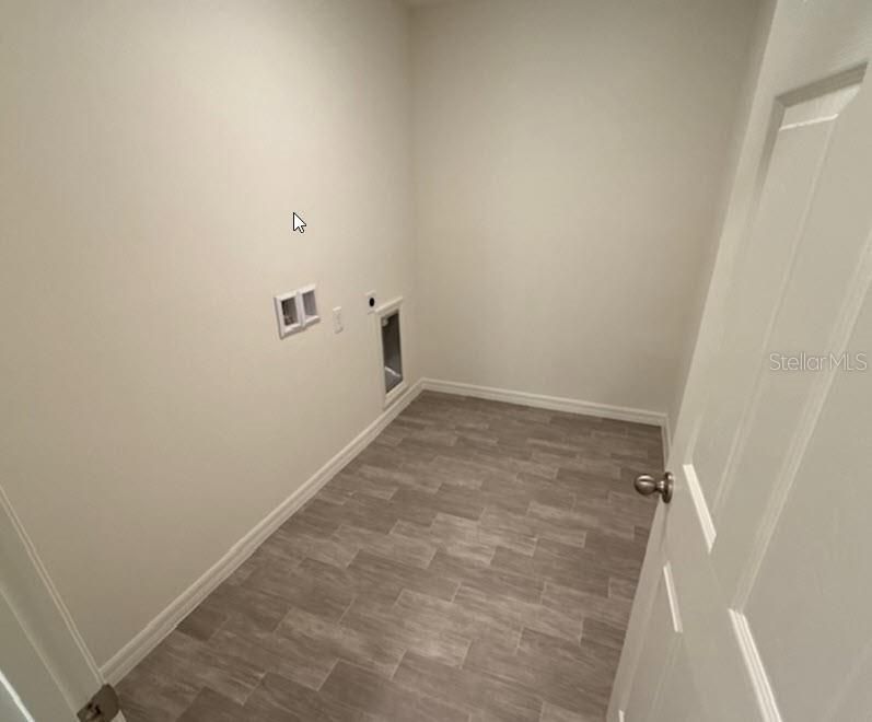 На продажу: $339,990 (4 спален, 2 ванн, 2134 Квадратных фут)