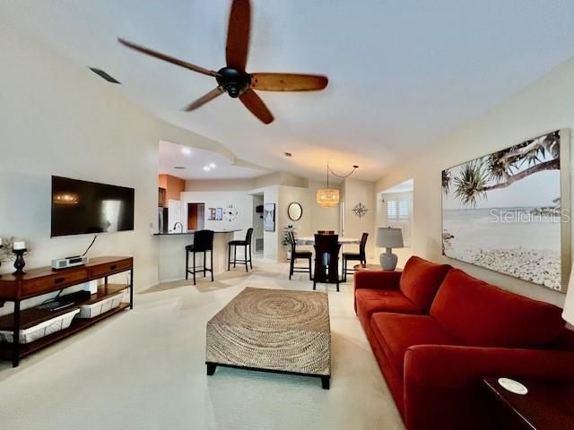 For Rent: $3,900 (2 beds, 2 baths, 1162 Square Feet)