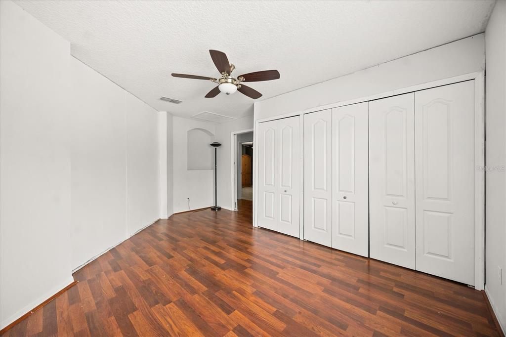 En Venta: $509,000 (5 camas, 3 baños, 2619 Pies cuadrados)