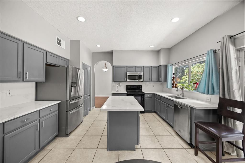 En Venta: $509,000 (5 camas, 3 baños, 2619 Pies cuadrados)