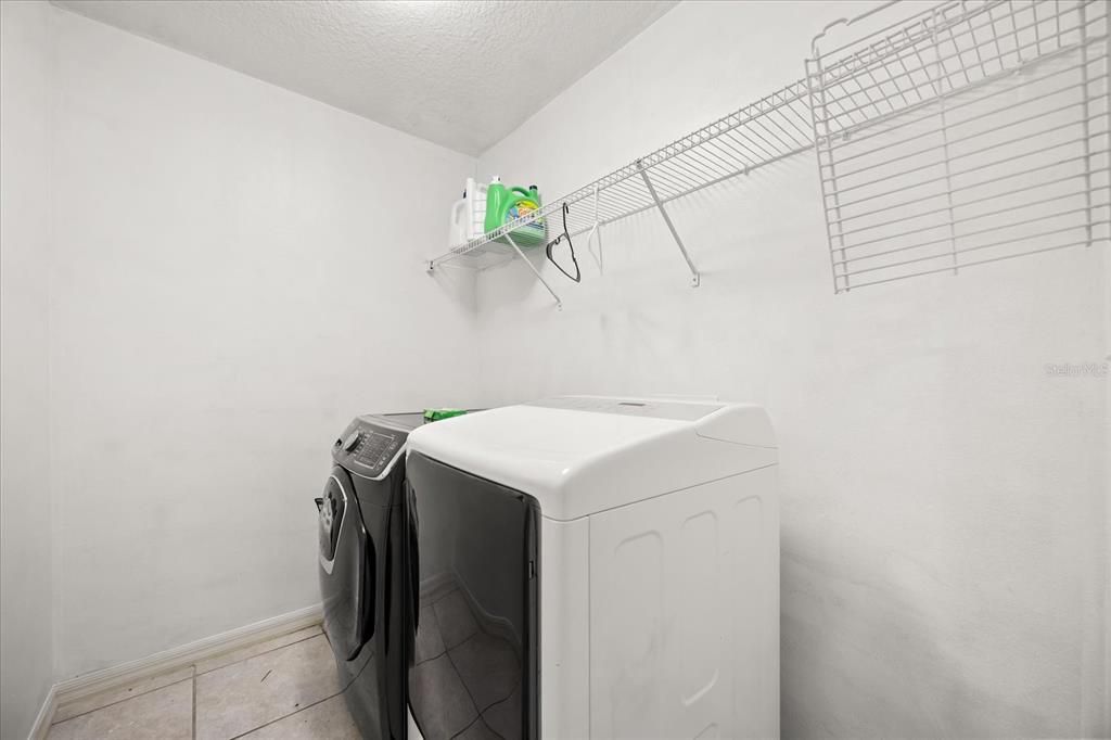 En Venta: $509,000 (5 camas, 3 baños, 2619 Pies cuadrados)