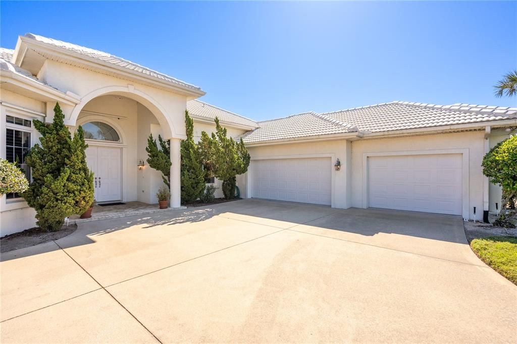 Active With Contract: $1,245,000 (3 beds, 3 baths, 3490 Square Feet)