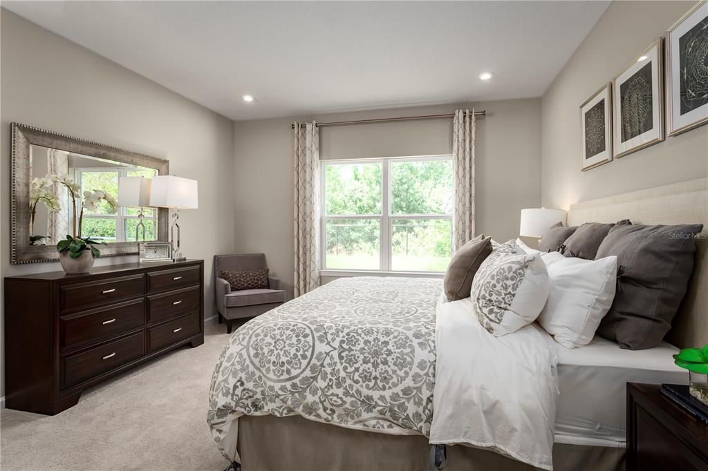 Под контрактом: $539,990 (3 спален, 3 ванн, 2384 Квадратных фут)