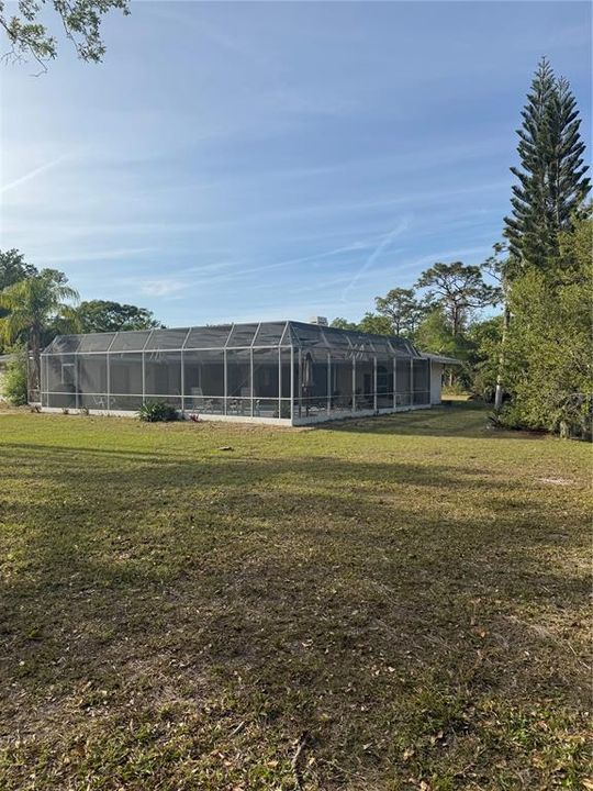 Active With Contract: $795,000 (4 beds, 2 baths, 2003 Square Feet)