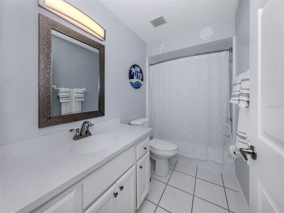 For Sale: $269,900 (3 beds, 2 baths, 1338 Square Feet)