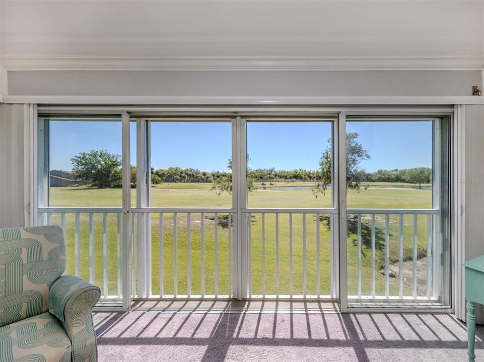 For Sale: $269,900 (3 beds, 2 baths, 1338 Square Feet)