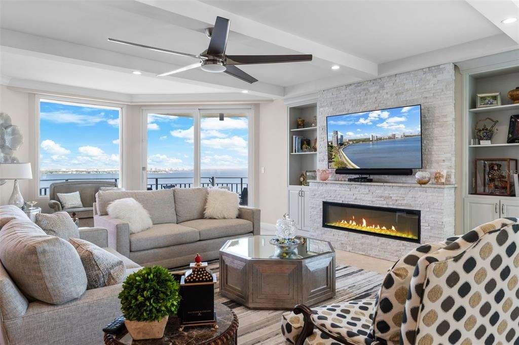 For Sale: $1,599,000 (2 beds, 2 baths, 2442 Square Feet)