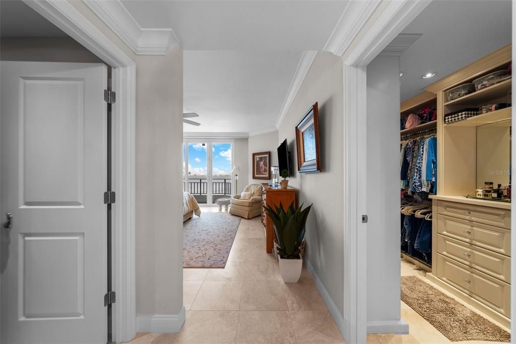 For Sale: $1,599,000 (2 beds, 2 baths, 2442 Square Feet)