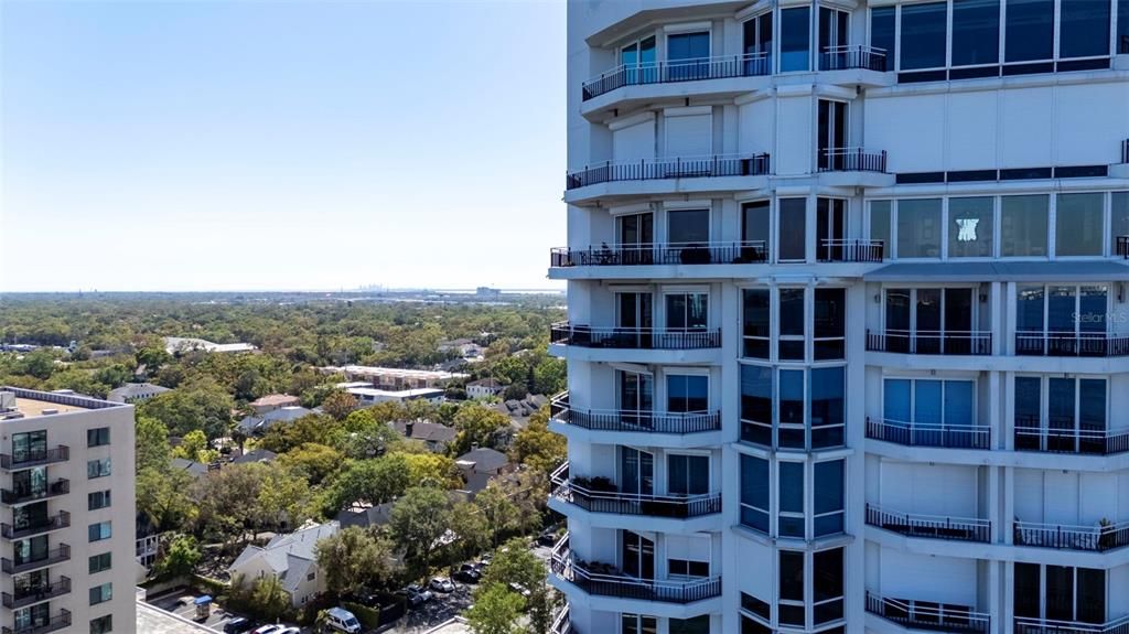 For Sale: $1,599,000 (2 beds, 2 baths, 2442 Square Feet)