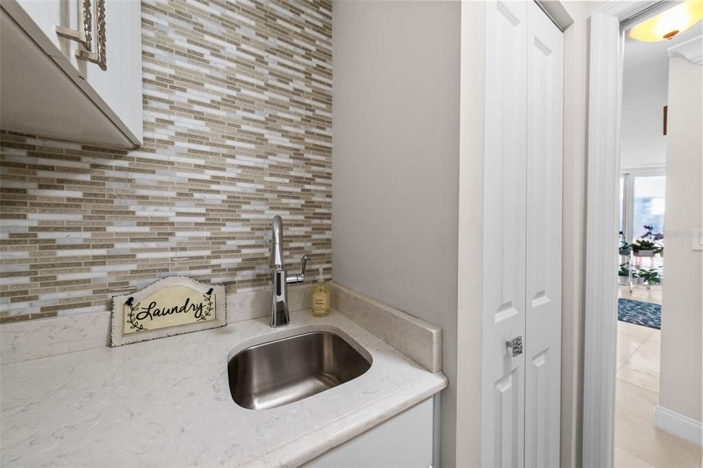 For Sale: $1,599,000 (2 beds, 2 baths, 2442 Square Feet)