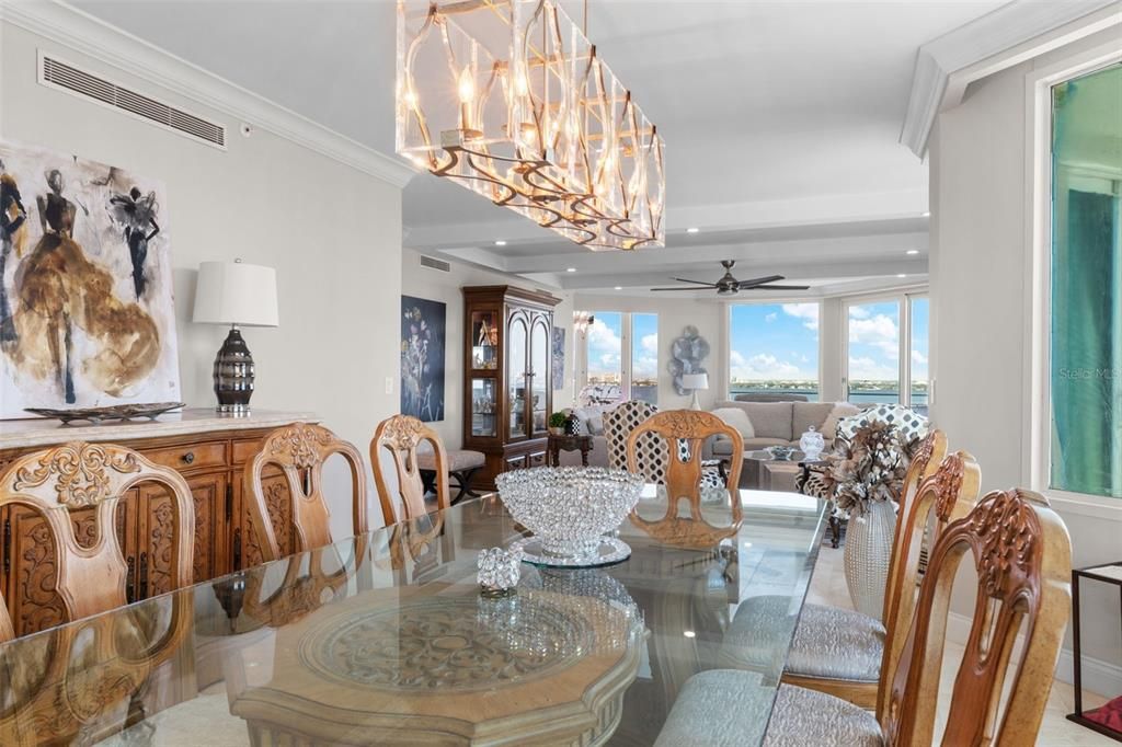 For Sale: $1,599,000 (2 beds, 2 baths, 2442 Square Feet)