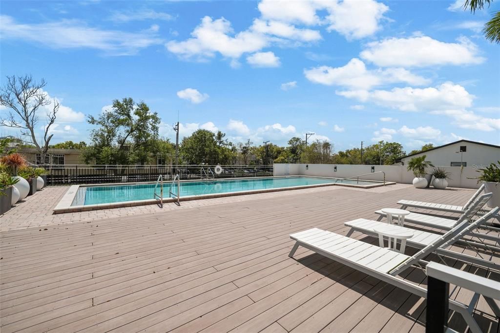 For Sale: $1,599,000 (2 beds, 2 baths, 2442 Square Feet)